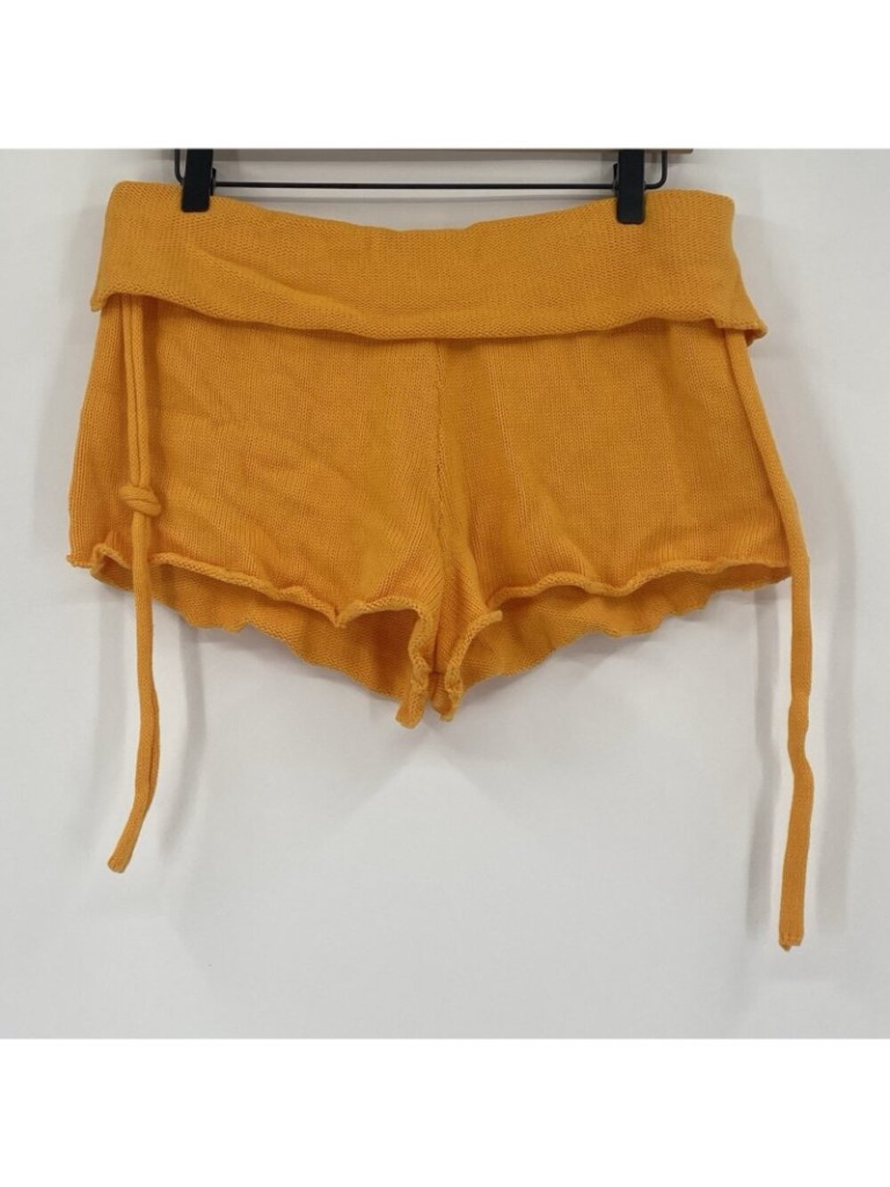 Free People Beach Size M Rita Sweater Knit Shorts in Cali Poppy - Picture 4 of 12